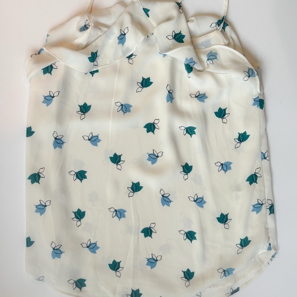 Ann Taylor Loft floral ruffle trim/ flounce top ❤️ - Picture 4 of 6
